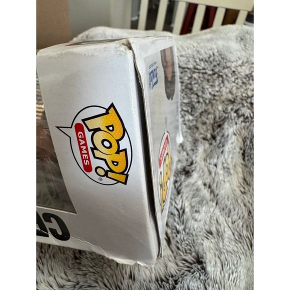 Funko Pop Apex Legends Crypto 870 Vinyl Figure Fair - Picture 9 of 10